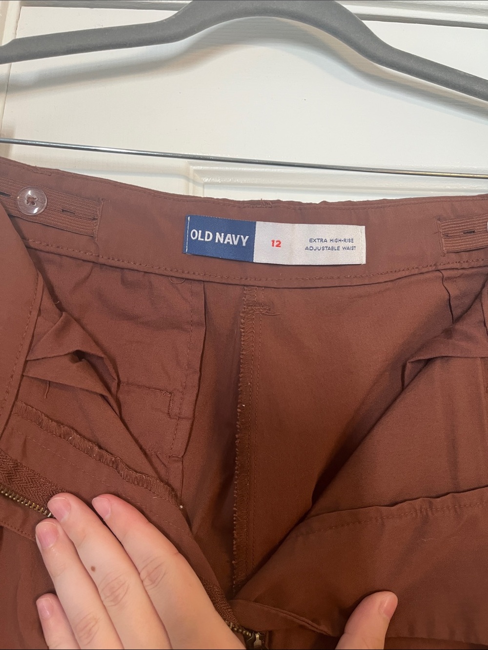 Two Pack Bundle of Old Navy Extra High Waisted Adjustable Waist Trousers - Picture 5 of 8